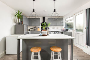 Photo 10- click for photo gallery